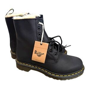 Dr. Martens 1460 Serena Boot